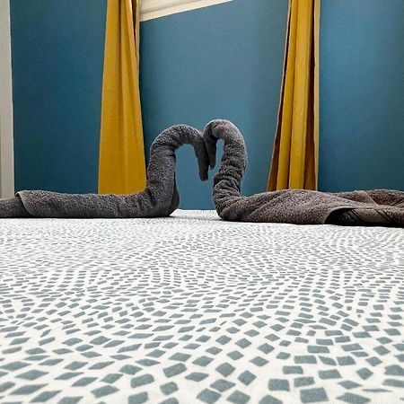 Joli Appartement Spacieux A 3 Min A Pied De La Mer Nizza Exterior foto