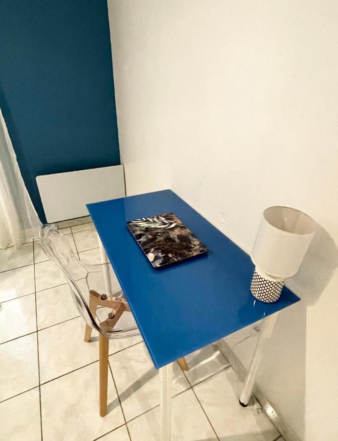 Joli Appartement Spacieux A 3 Min A Pied De La Mer Nizza Exterior foto
