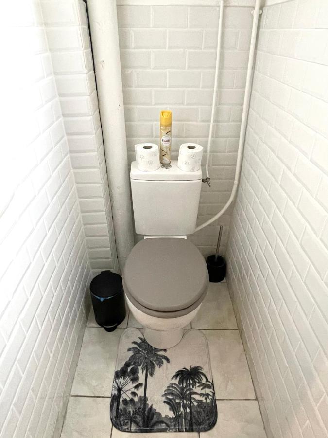 Joli Appartement Spacieux A 3 Min A Pied De La Mer Nizza Exterior foto